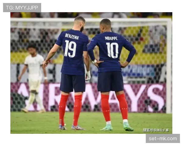 利兹联中路渗透效率提升,进攻组织表现稳健 利兹联中路渗透效率提升,进攻组织表现稳健