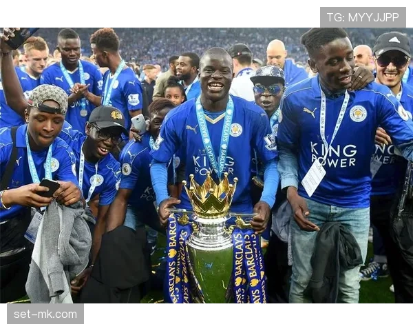 单赛季抢断+拦截数据领跑:坎特的巅峰表现 单赛季抢断+拦截数据领跑:坎特的巅峰表现